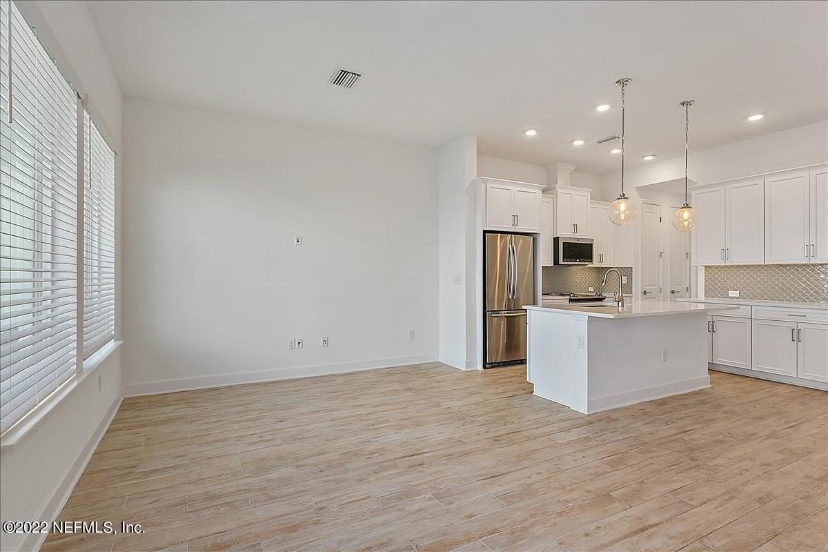 11485 Gully Ct - Photo 3 of 18