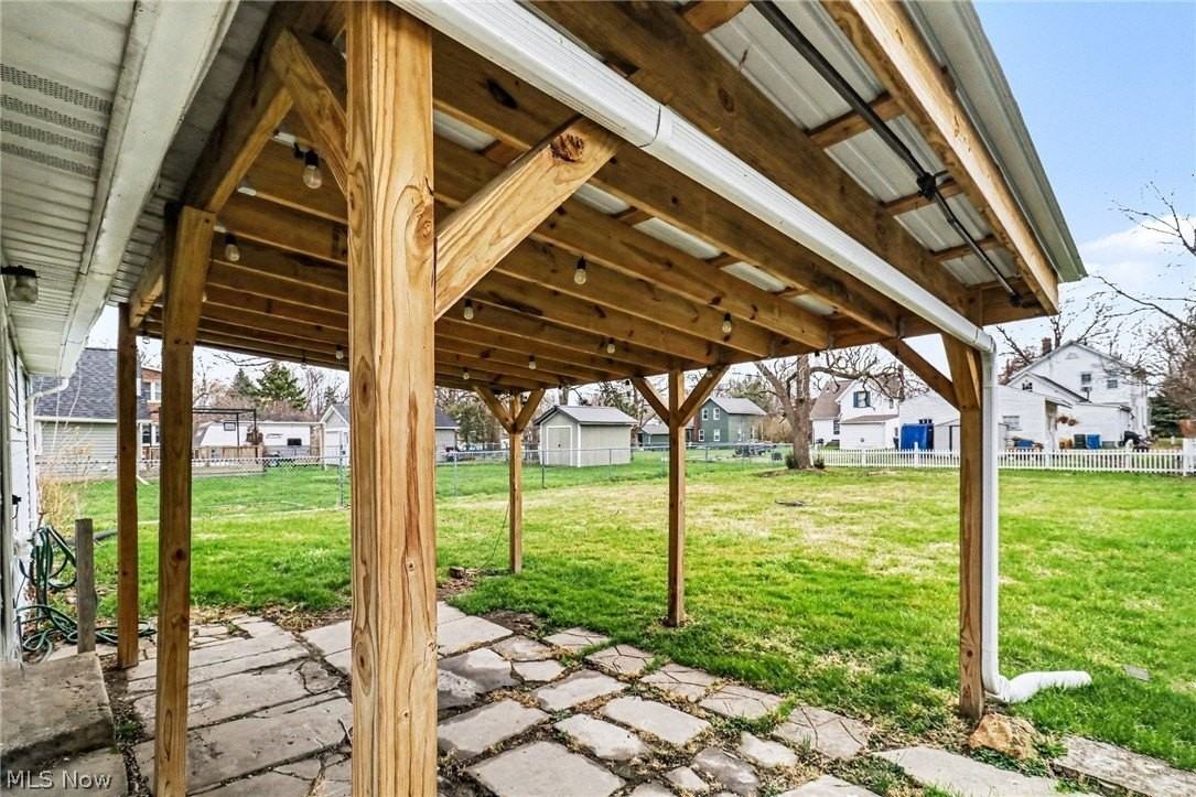 5425 Ohio St - Photo 2 of 23