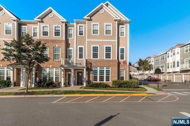 1 Kennedy Ln - Photo 2 of 38