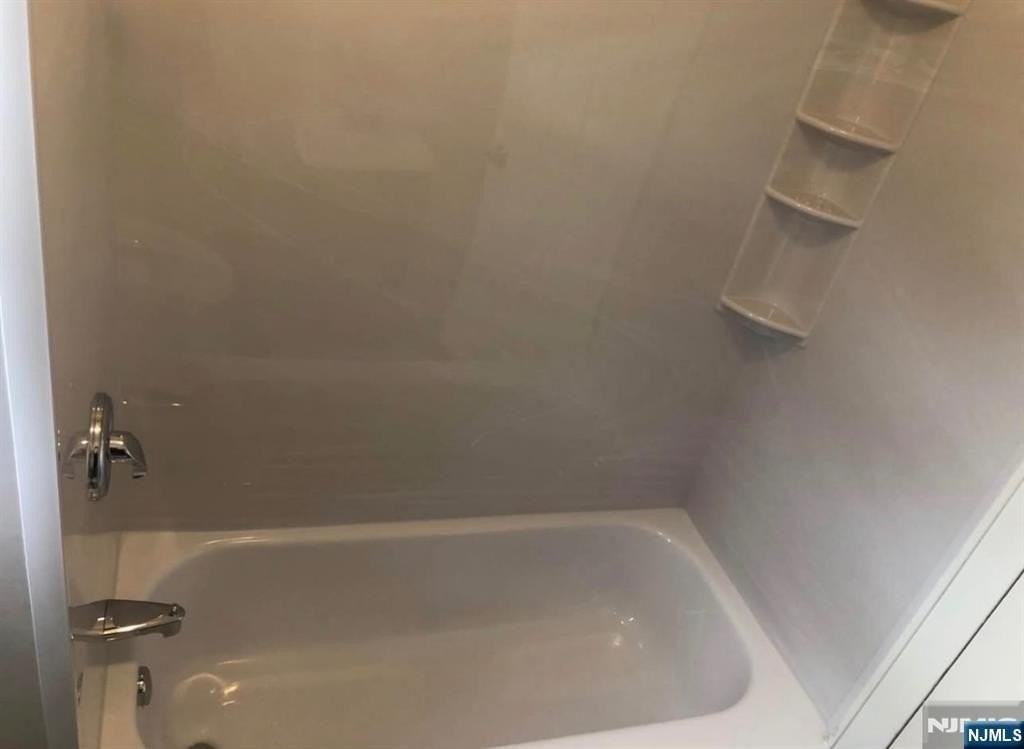 653 Ridge Rd - Photo 5 of 9