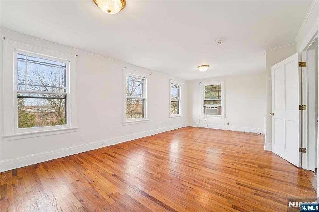 19 Hillside Ave - Photo 3 of 12