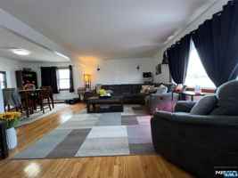 featured image of 436 Sylvan St