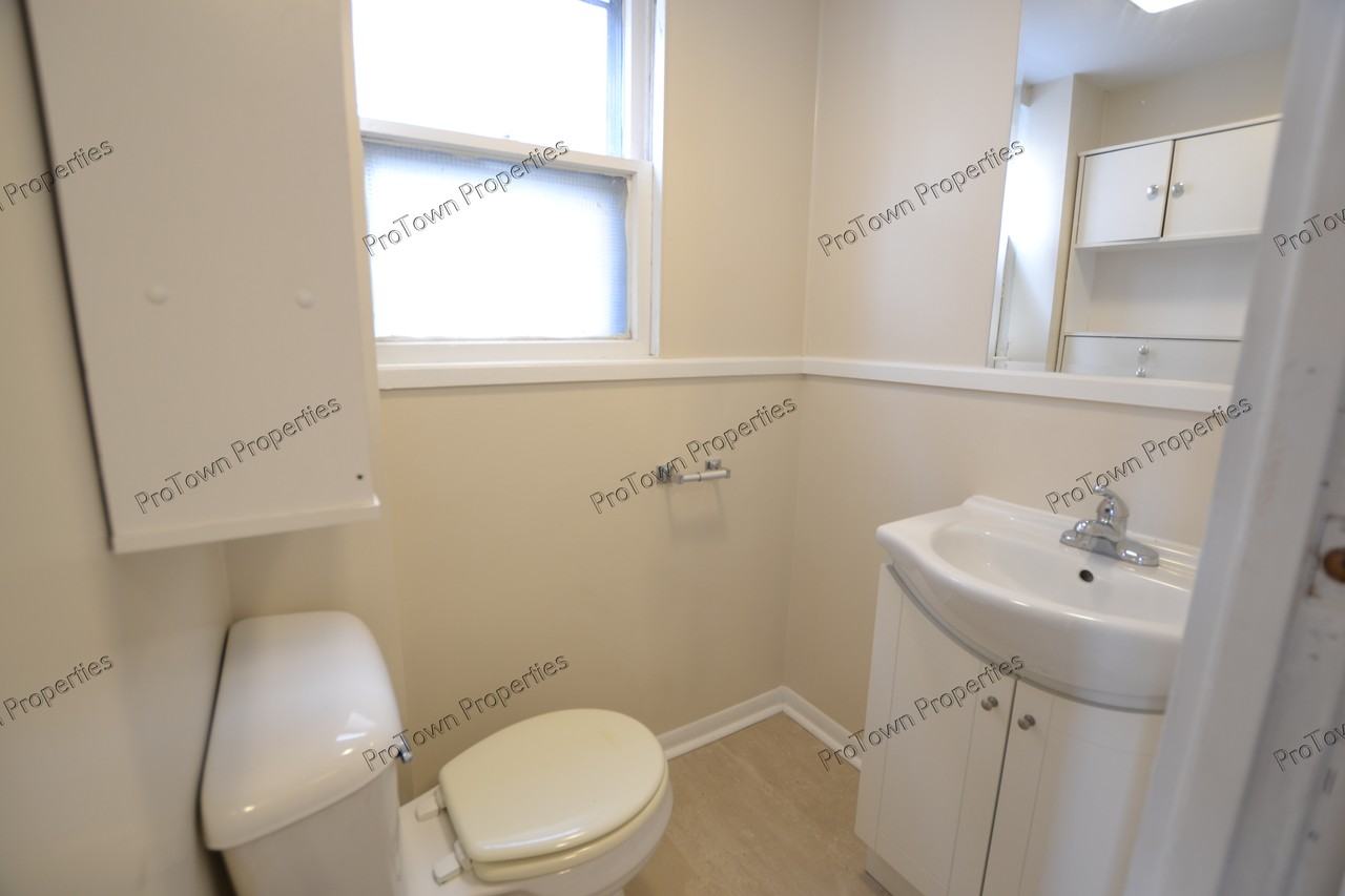 215 North Broadway Street #1S - Photo 3 of 7