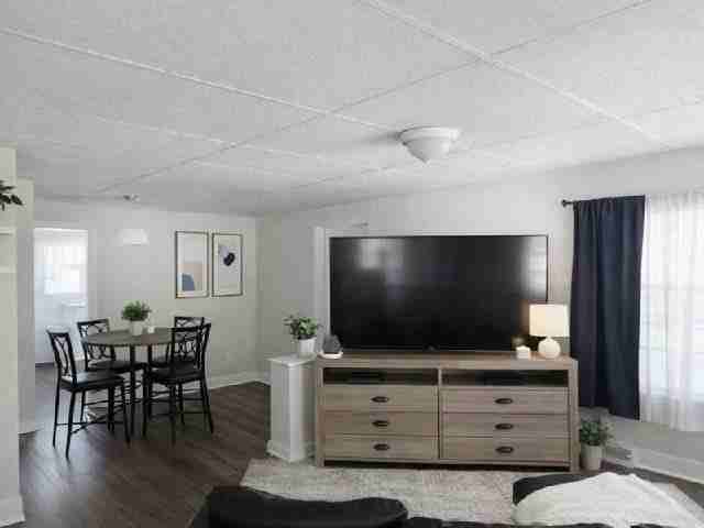 1 Victory Ave #102 - Photo 3 of 6