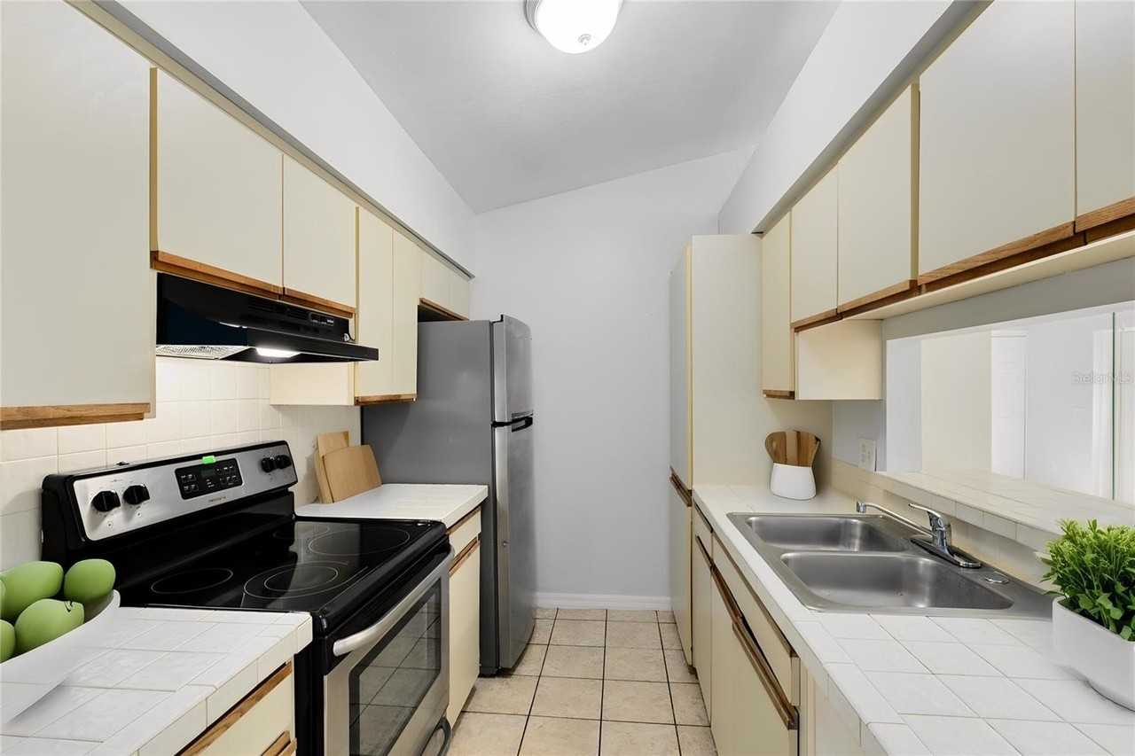 1040 S Buena Vista Dr #1050 - Photo 4 of 20