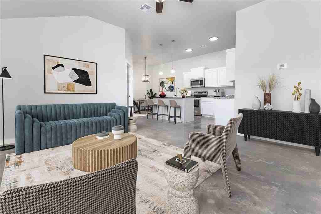 2337 Sw 90th Pl - Photo 4 of 19