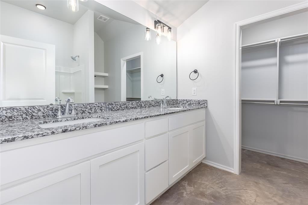 2337 Sw 90th Pl - Photo 7 of 19