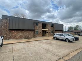 716 N Elm St - Photo 1 of 1
