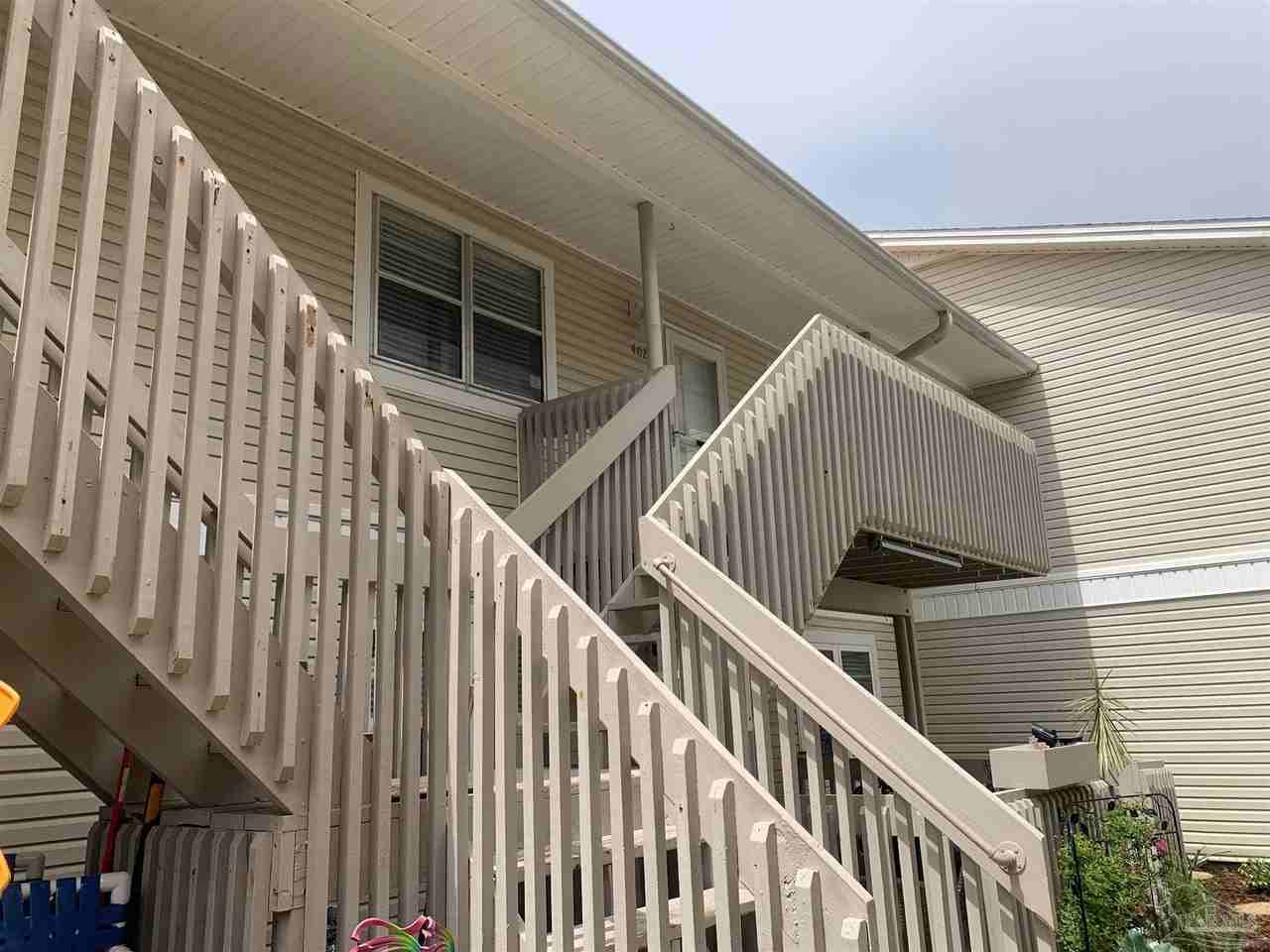 1200 Shoreline Dr Apt 402 - Photo 2 of 12