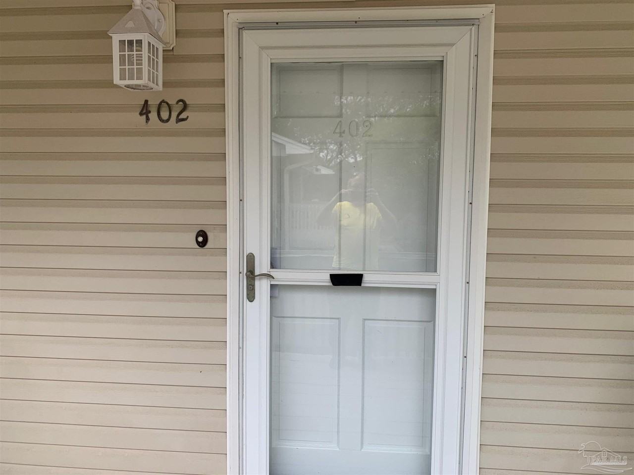 1200 Shoreline Dr Apt 402 - Photo 4 of 12