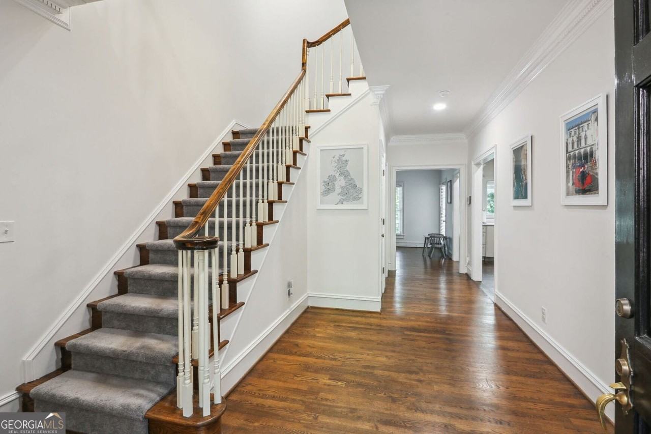 5684 River Oaks Pl - Photo 2 of 19