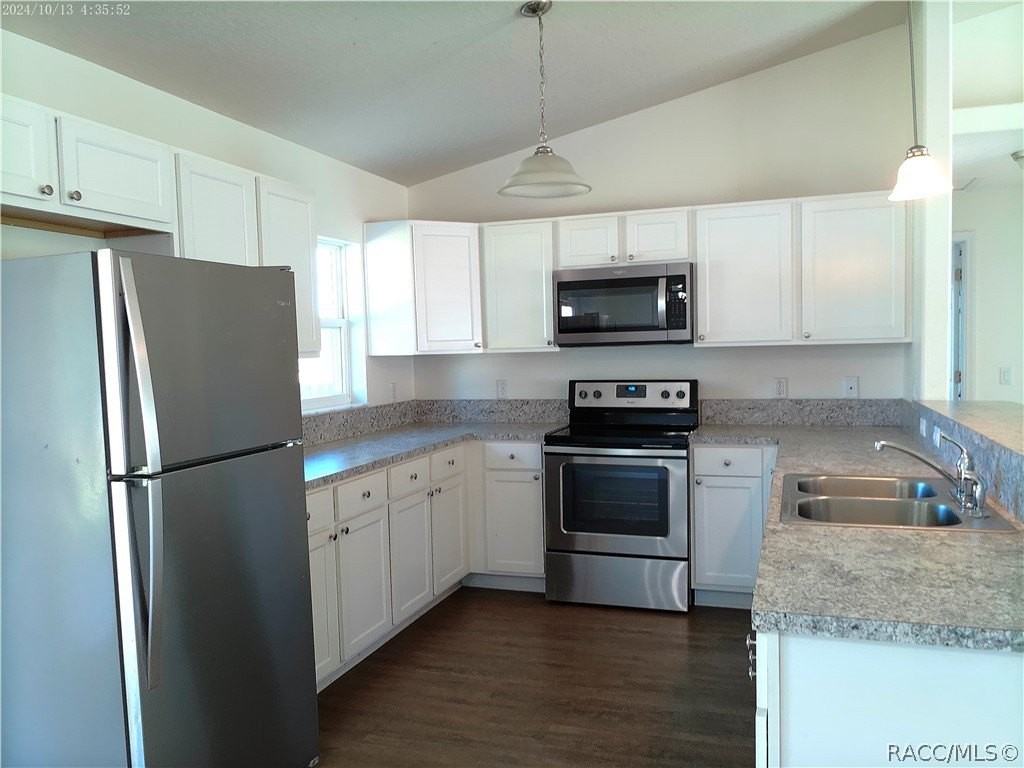 137 N Independence Hwy - Photo 7 of 24