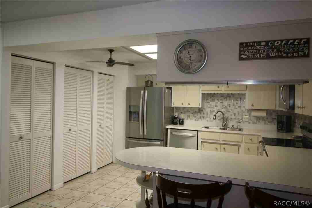 3316 S Liverpool Pt - Photo 7 of 27