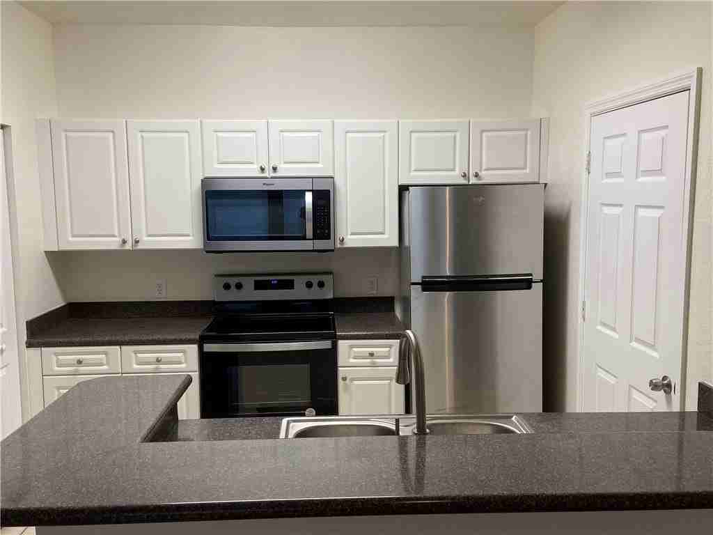 2312 57th Cir Unit 2312 - Photo 5 of 14