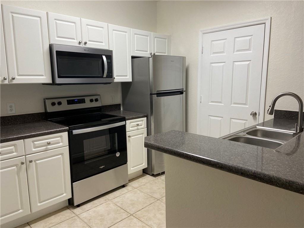 2312 57th Cir Unit 2312 - Photo 6 of 14