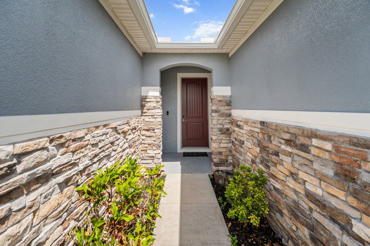 2813 Shelburne Way #1 - Photo 2 of 28