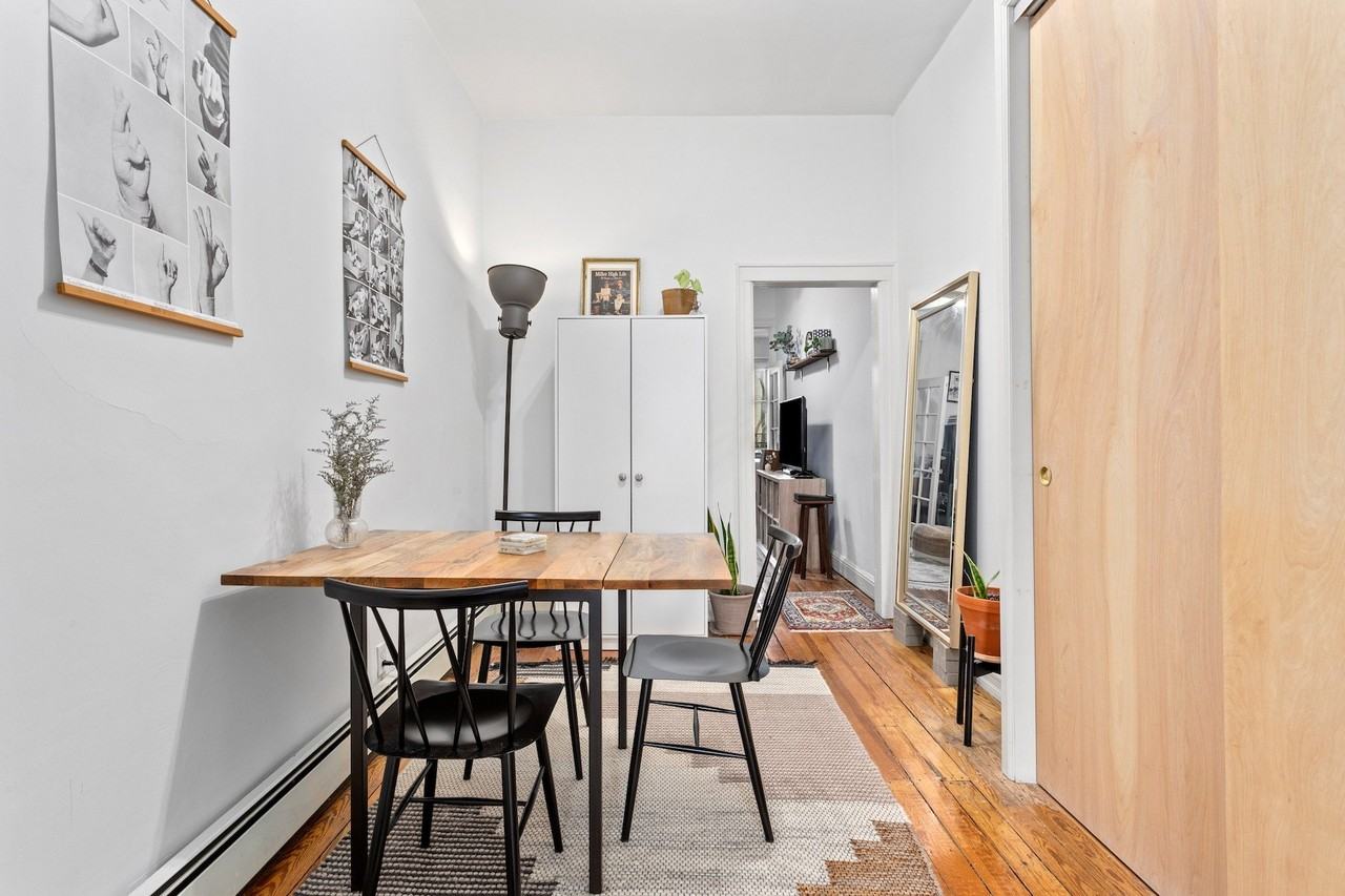 78 Devoe St Unit 2r - Photo 4 of 6