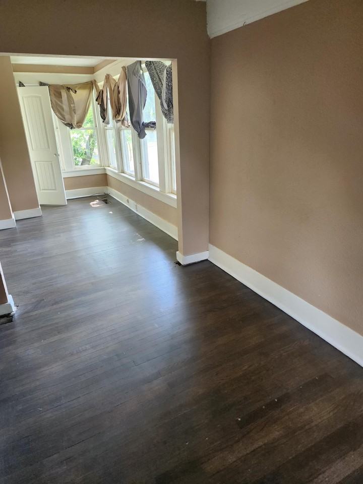 229 N 18th St #1 - Photo 7 of 9