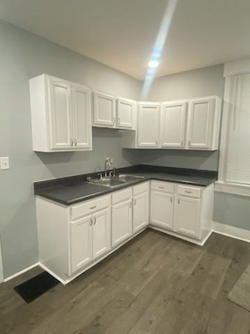 939 Linwood Ave #1 - Photo 5 of 21