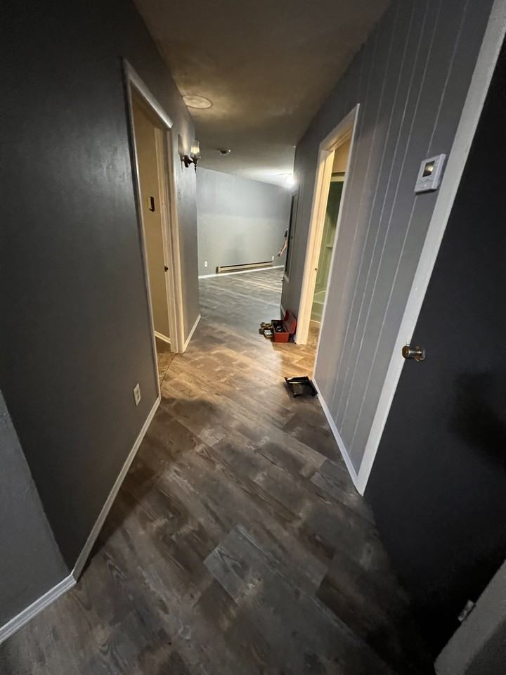 102 2nd Ave Sw #2 - Photo 4 of 10
