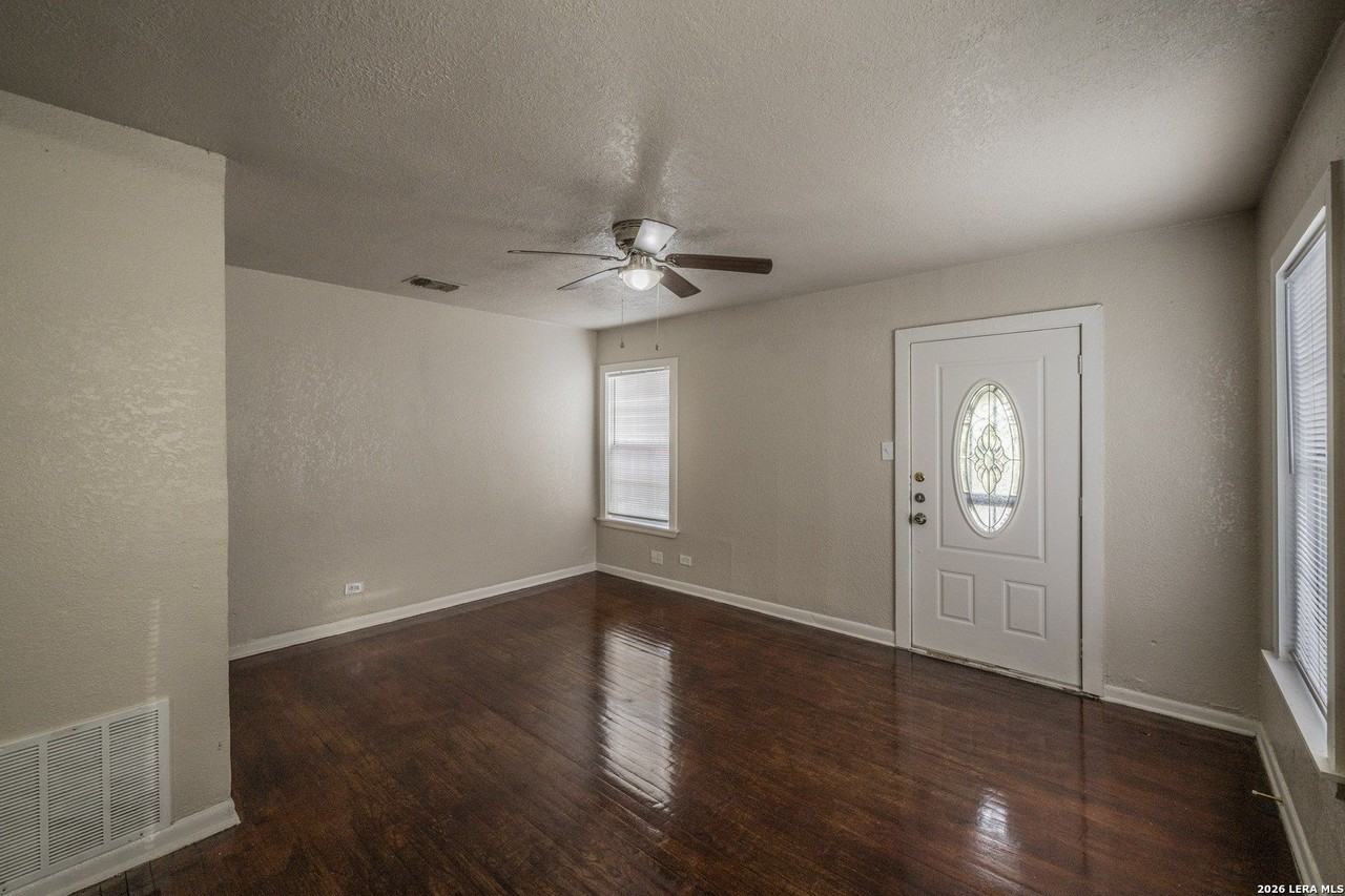 207 Bradford #1 - Photo 5 of 15