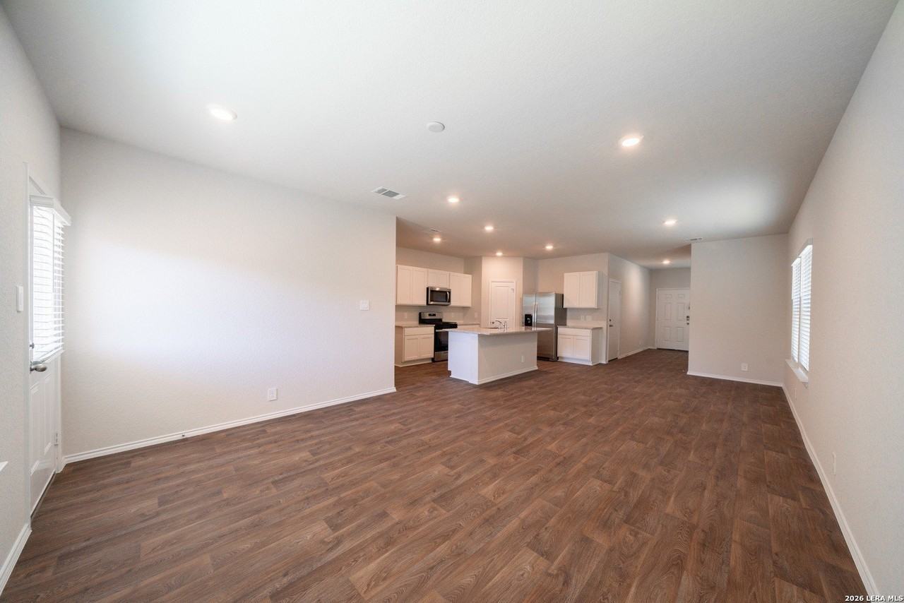 164 Western Gull Dr - Photo 6 of 18