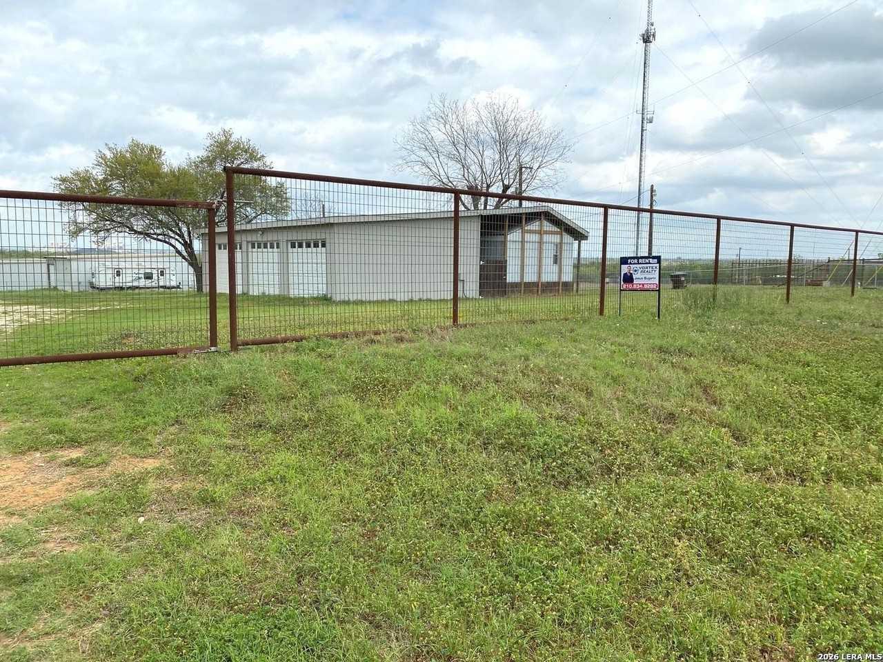 9075 S Loop 1604 E - Photo 2 of 6