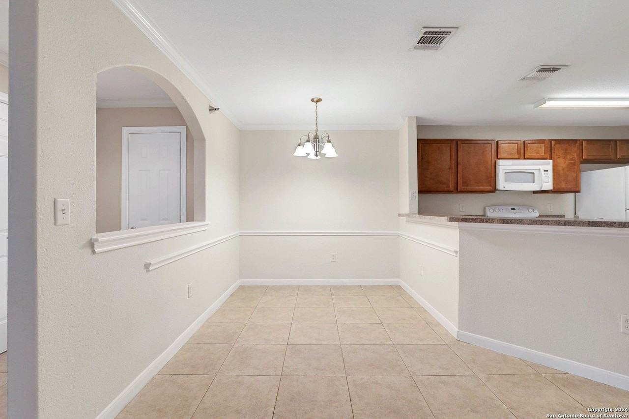 7323 Snowden Rd Apt 3306 - Photo 7 of 26