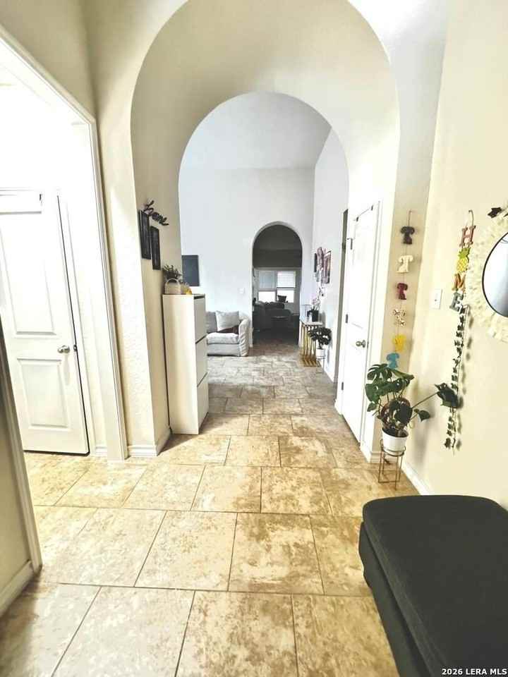 7631 Mckinney Hls - Photo 3 of 30