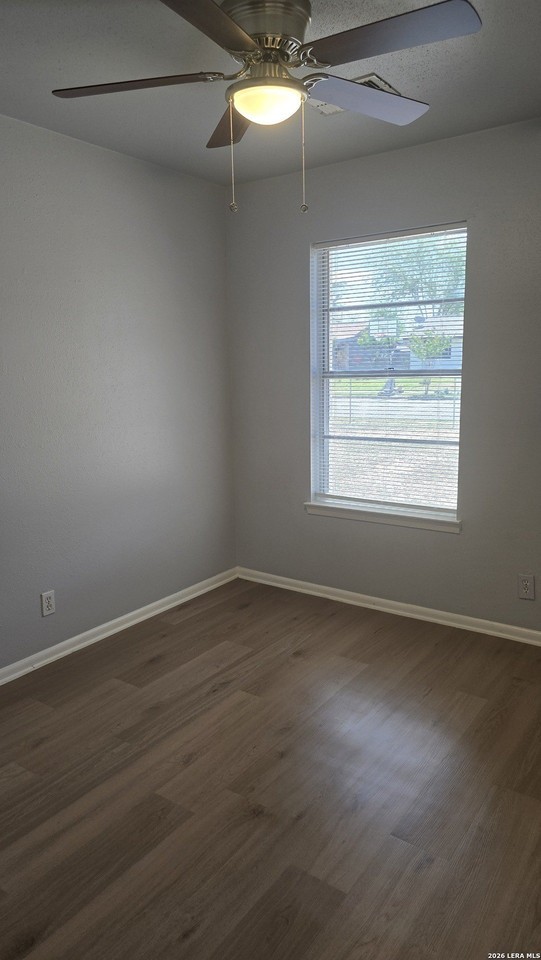 443 Yukon Blvd - Photo 4 of 9