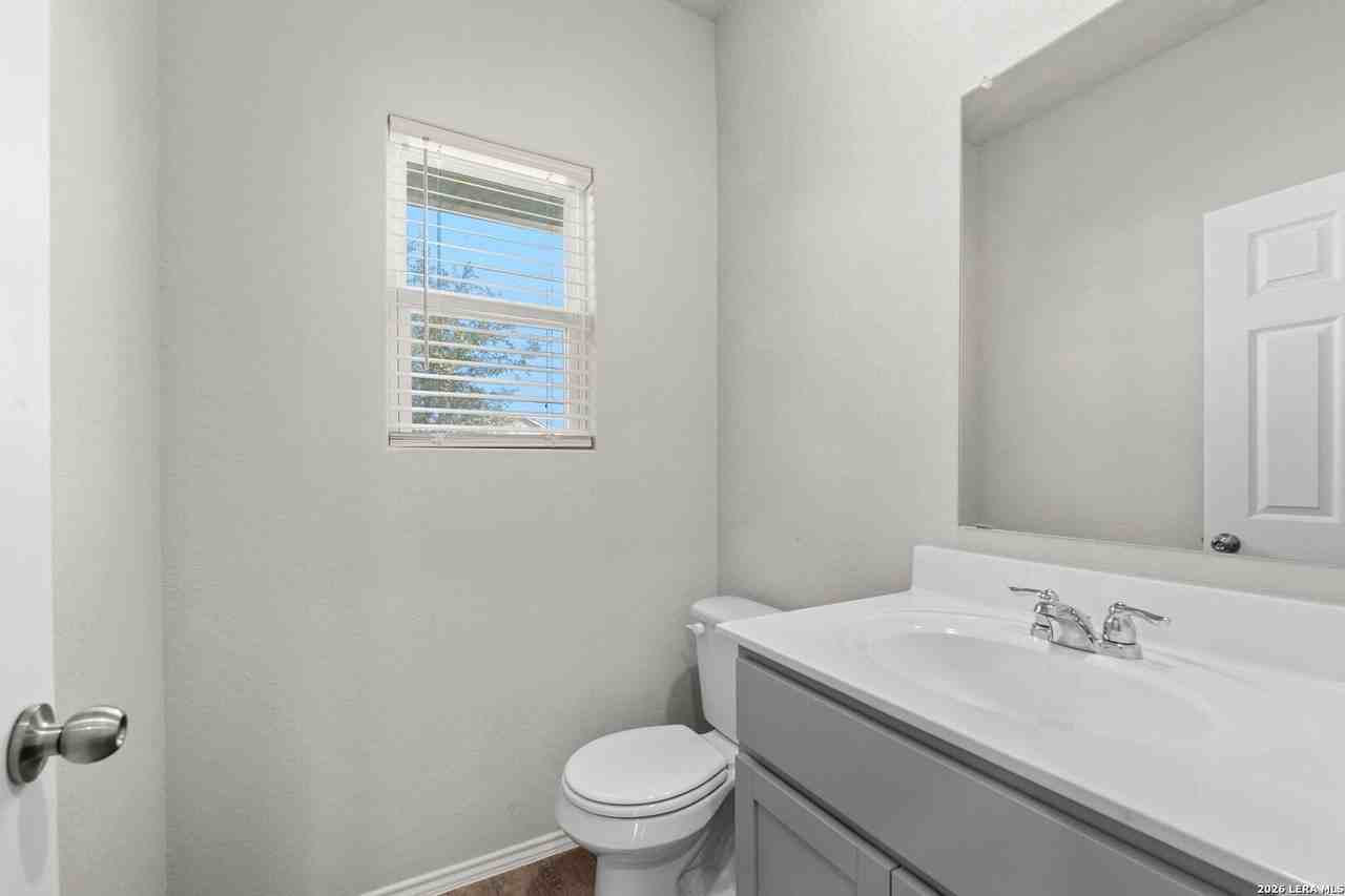 3452 Redbud Grv - Photo 5 of 29