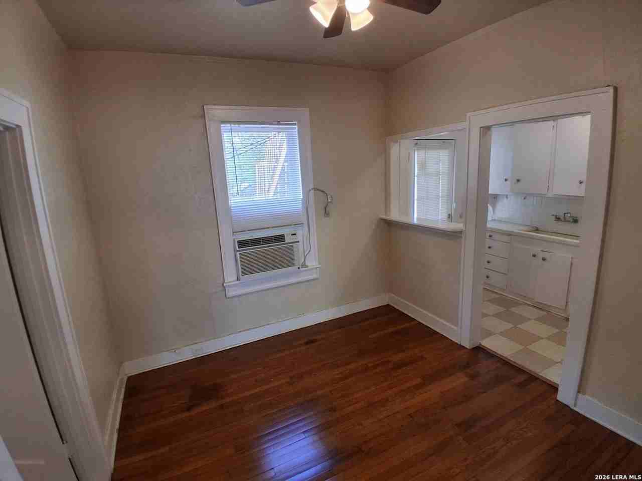 127 W Magnolia Ave Apt 3 - Photo 4 of 13