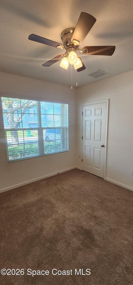 1957 Elkins Point Dr - Photo 4 of 27