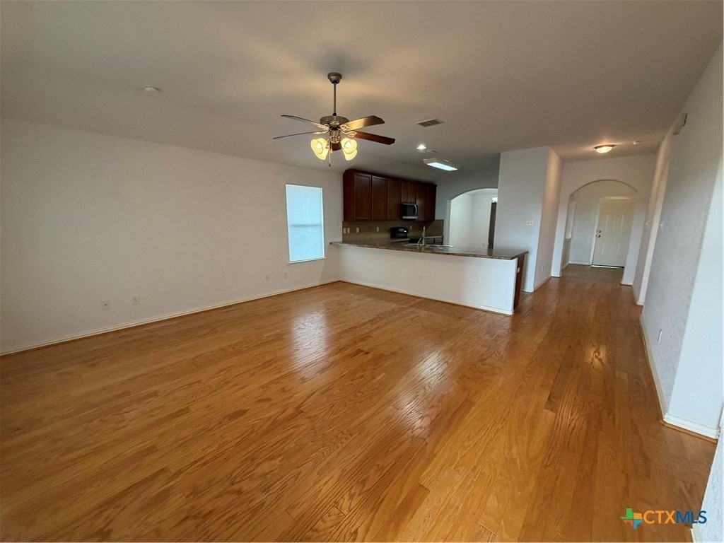 375 Primrose Way - Photo 3 of 11