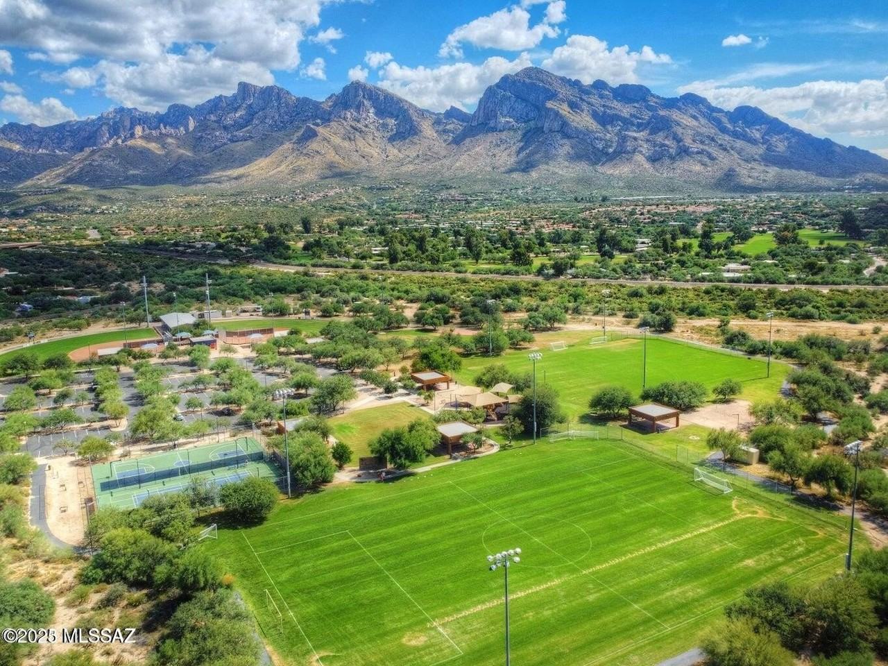 10407 N Fair Desert Dr - Photo 7 of 22