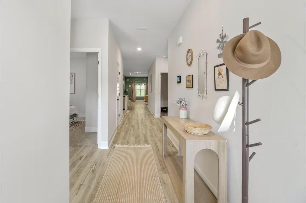 2047 Hansell Hill Dr - Photo 6 of 50