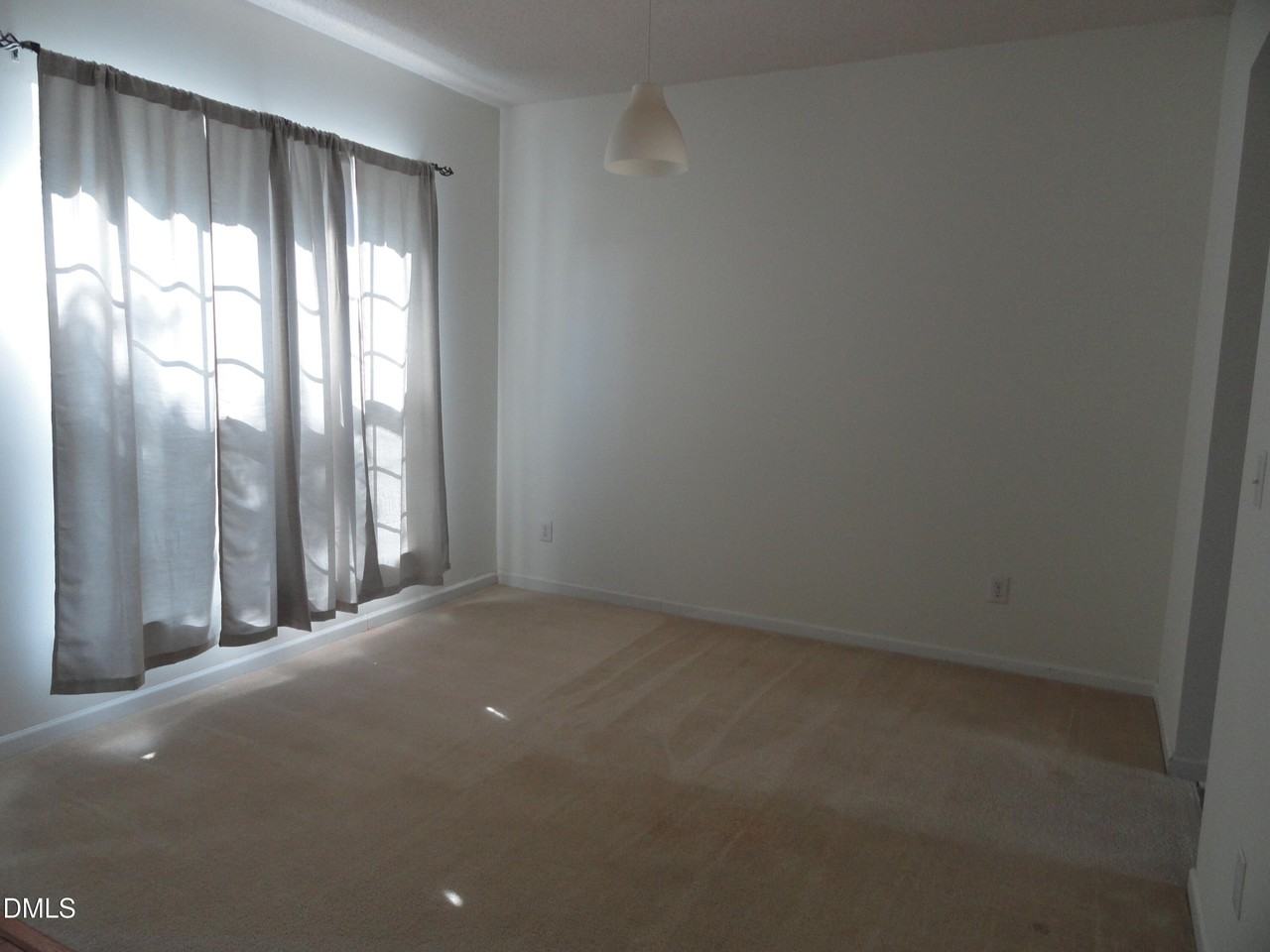 308 Durston Loop - Photo 2 of 12