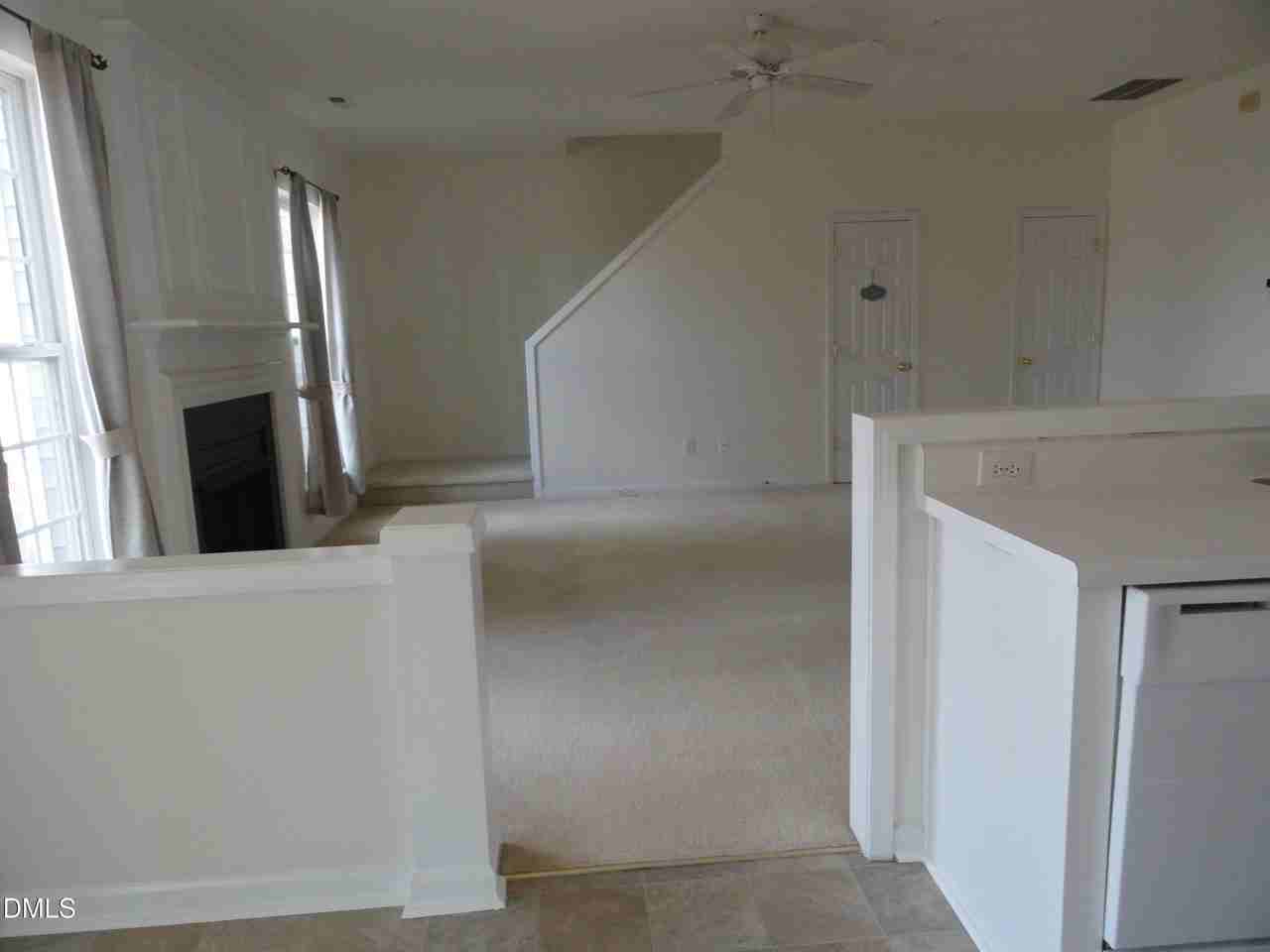 308 Durston Loop - Photo 5 of 12