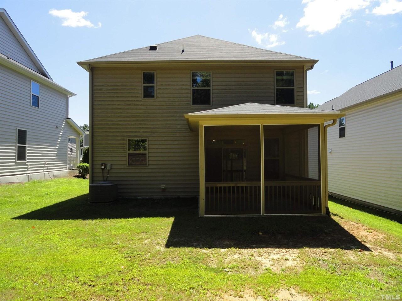 4013 Reunion Creek Pkwy - Photo 2 of 13