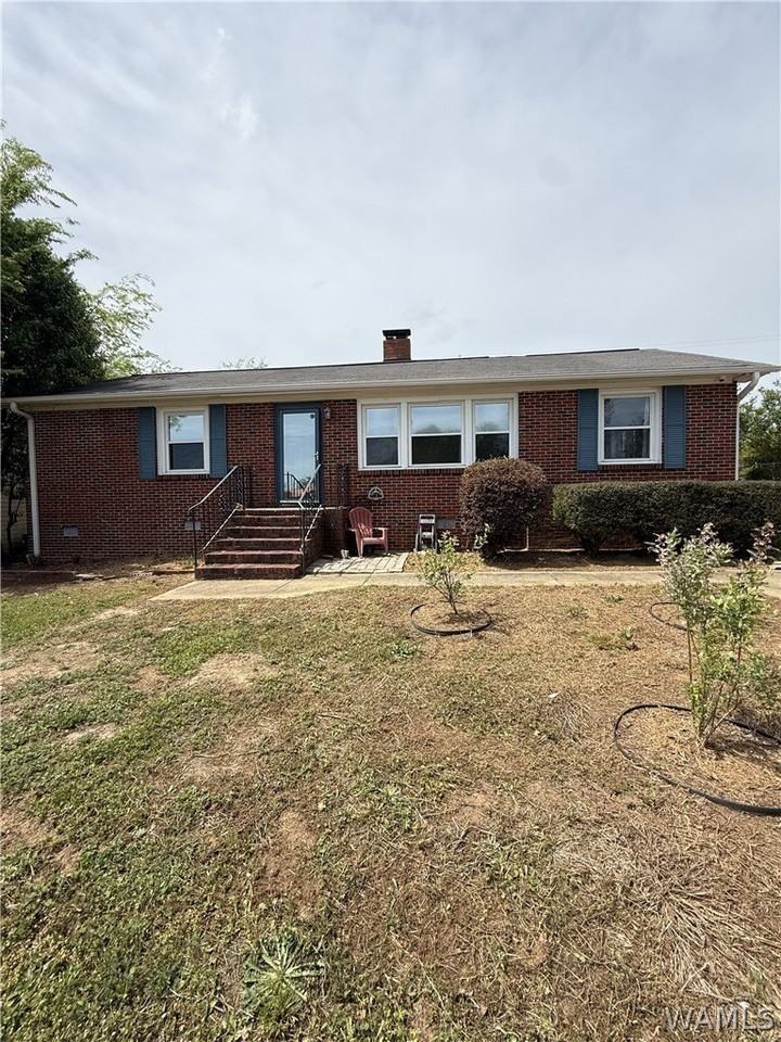 5 Beverly Hts - Photo 3 of 17