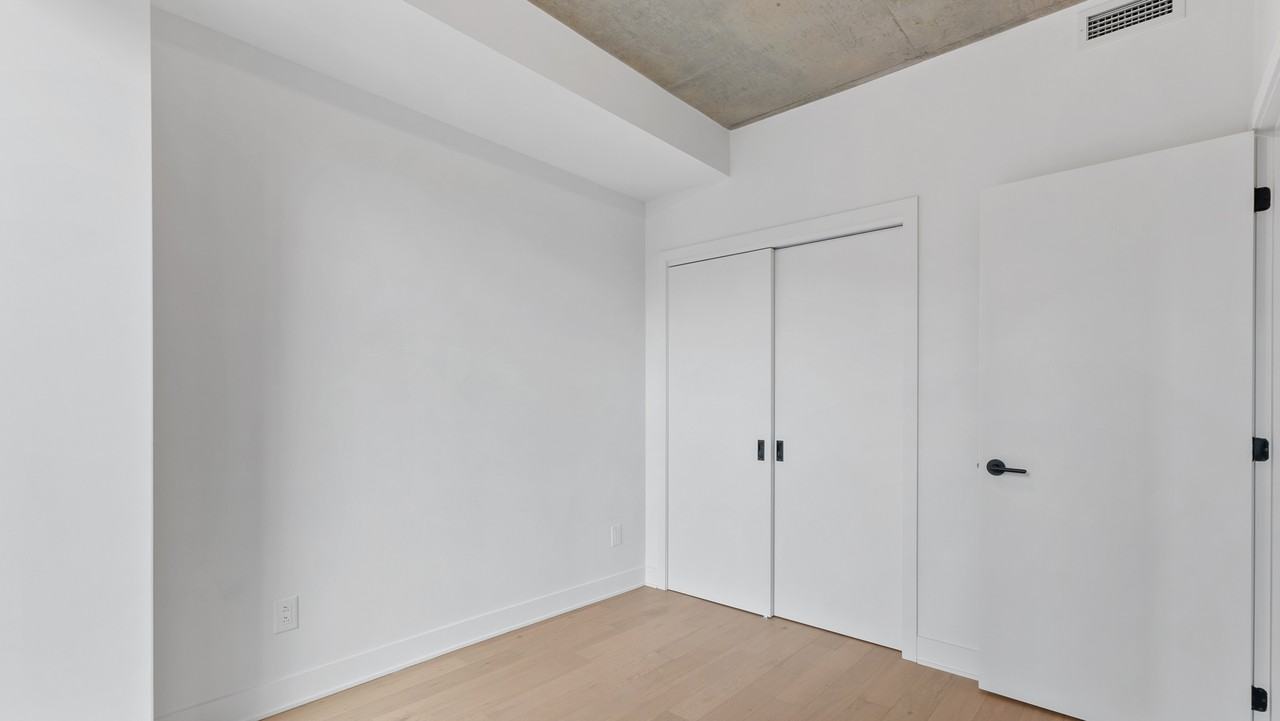 288 Rue Richmond - Photo 4 of 16