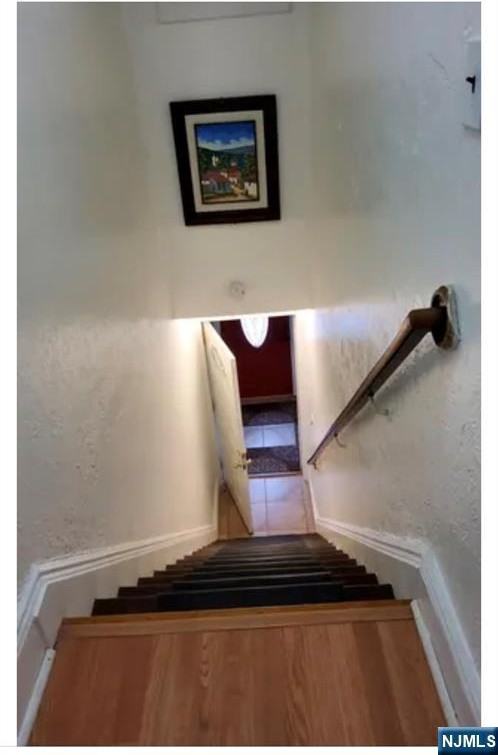 255 W Englewood Ave ##2 - Photo 7 of 10