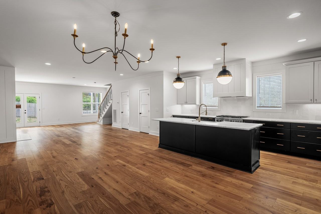 6515B Premier Dr - Photo 5 of 23