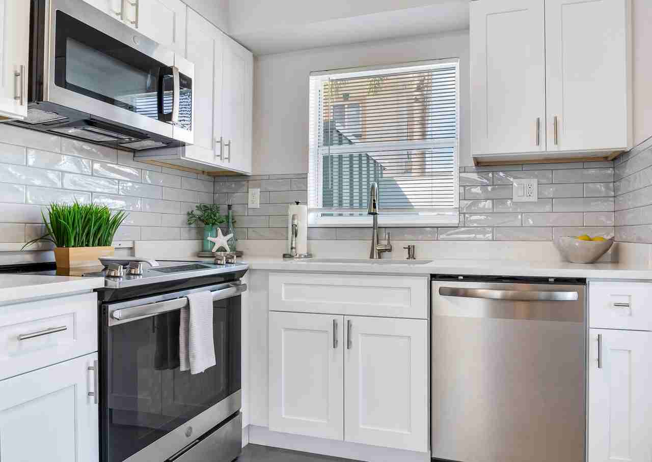 508 129th Ave E - Photo 5 of 42