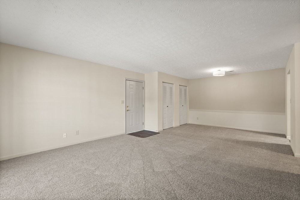 5207 Charlestown Crossing Way #207 - Photo 3 of 4