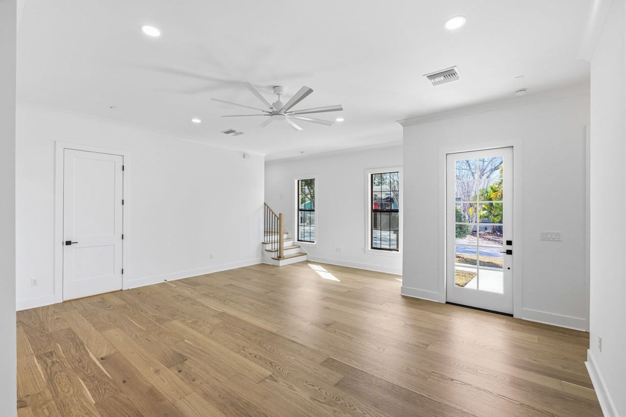 3010 S Esperanza Ave - Photo 4 of 26