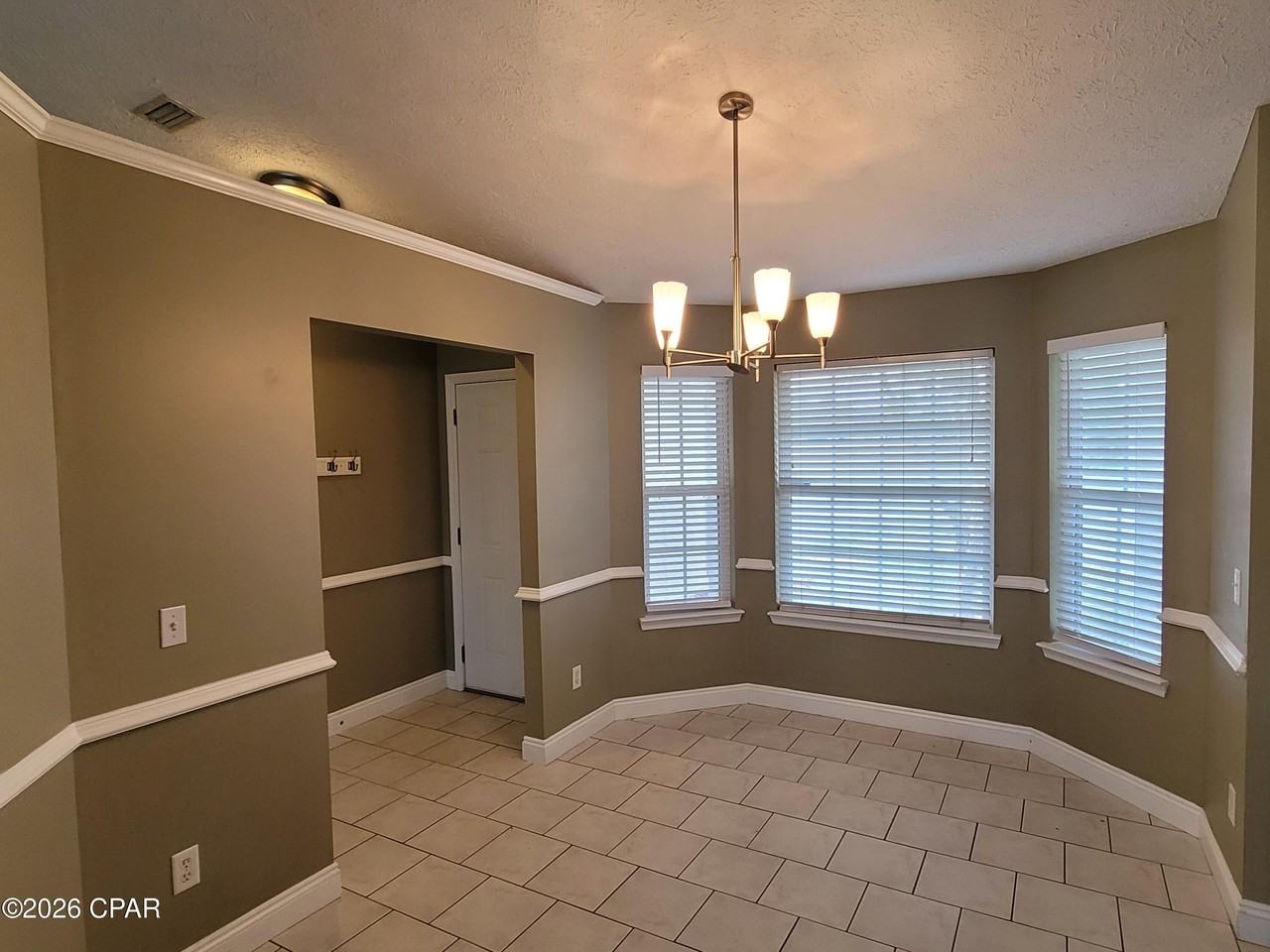 5607 Frank Hough Rd - Photo 6 of 24