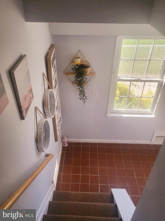 1003 Radio Rd - Photo 2 of 25