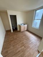 featured image of 2423 S 28th St #2423