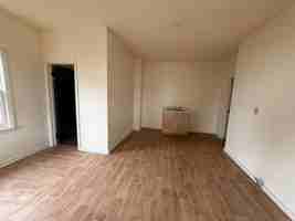 featured image of 2423 S 28th St #2423A